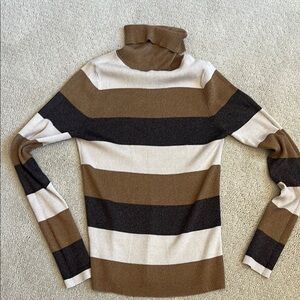 Banana republic, long sleeve brown tan turtleneck with iridescent